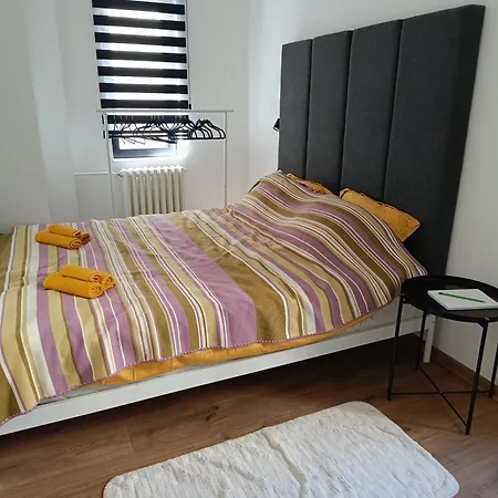 Marina Free Parking Centre * Novi Sad